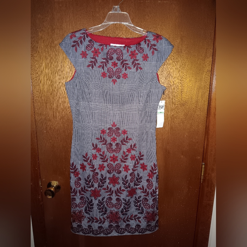 PAISLEY DRESS SIZE 8P